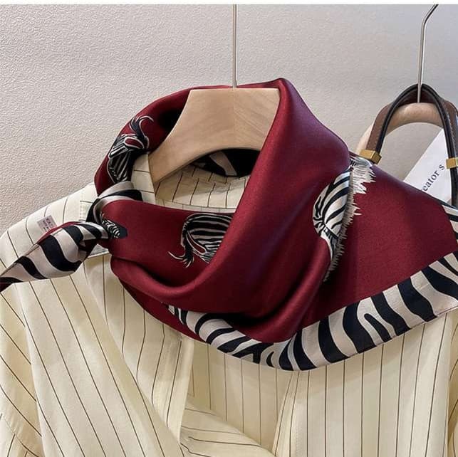  【シルク】シマウマ柄シルクツイリースカーフ