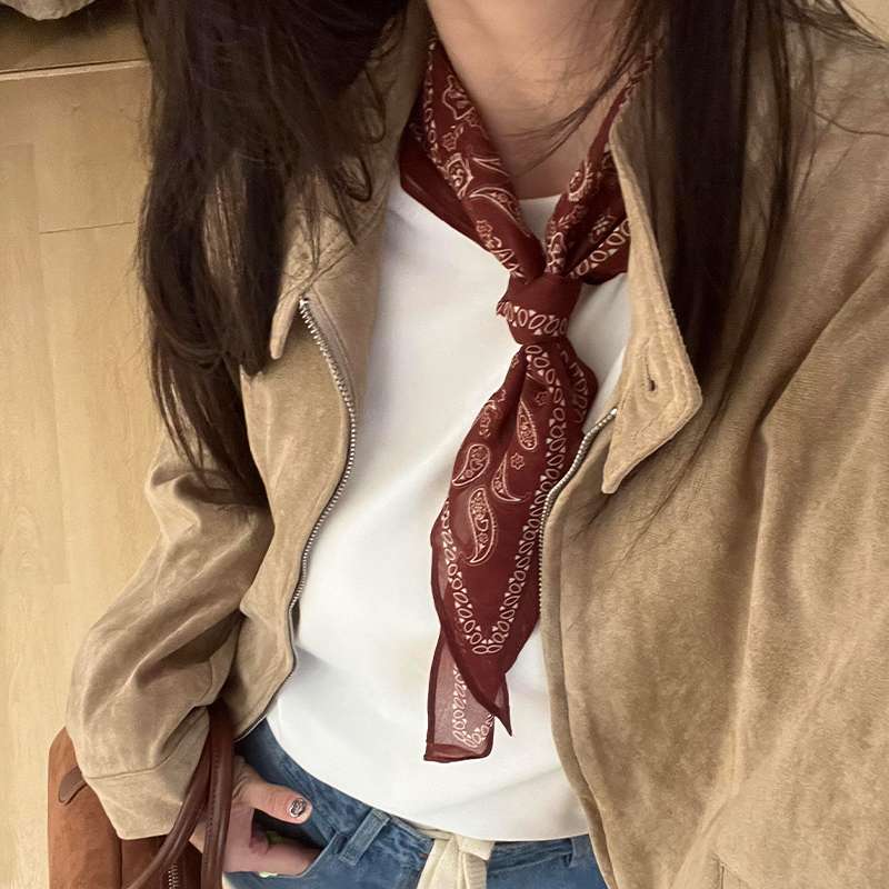 ペイズリー柄シルクスカーフ