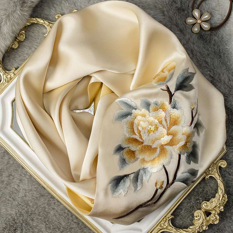華麗な牡丹刺繍シルクスカーフ