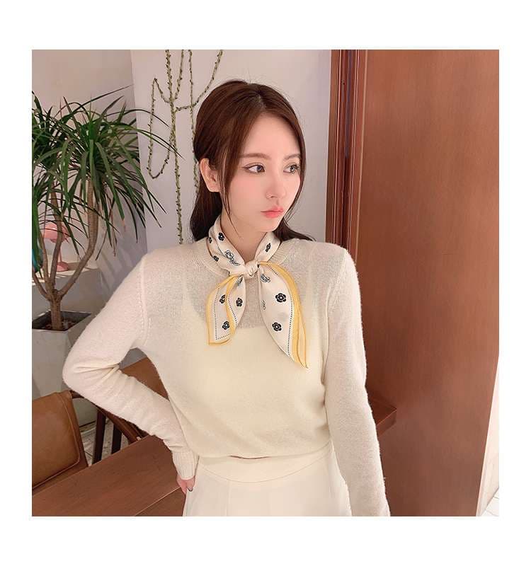 花模様シルクスカーフ