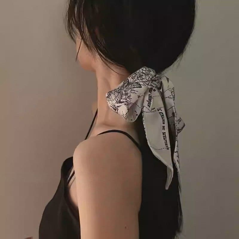 スカーフ ボタニカル柄シルクタッチ髪飾りスカーフ