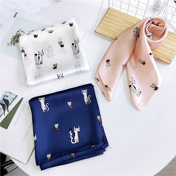 猫柄シルクスカーフ