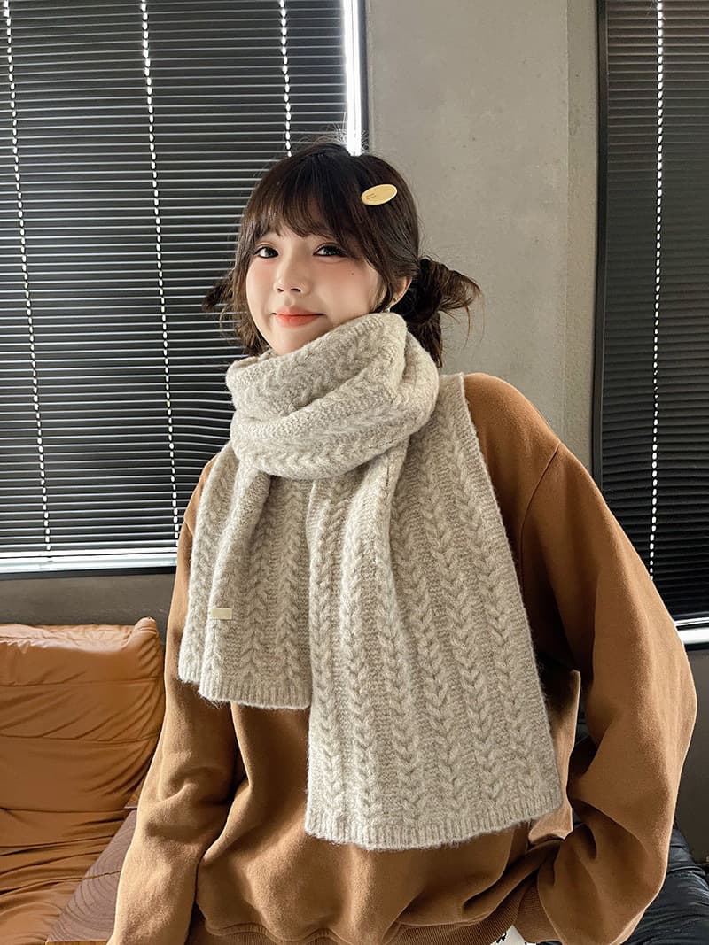 スカーフ マフラー ふんわり編み上げ防寒マフラー