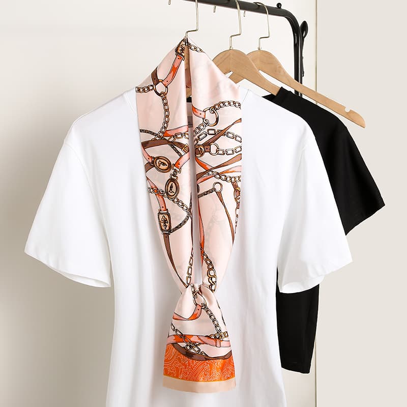 スカーフ 千鳥格子柄シルクスカーフ