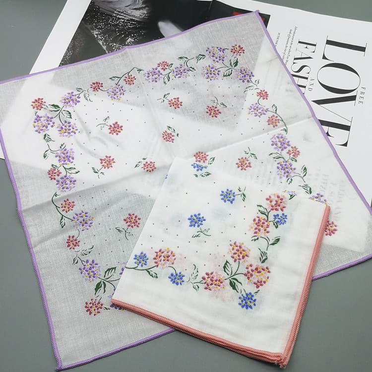 スカーフ 花刺繍のやさしさハンカチ